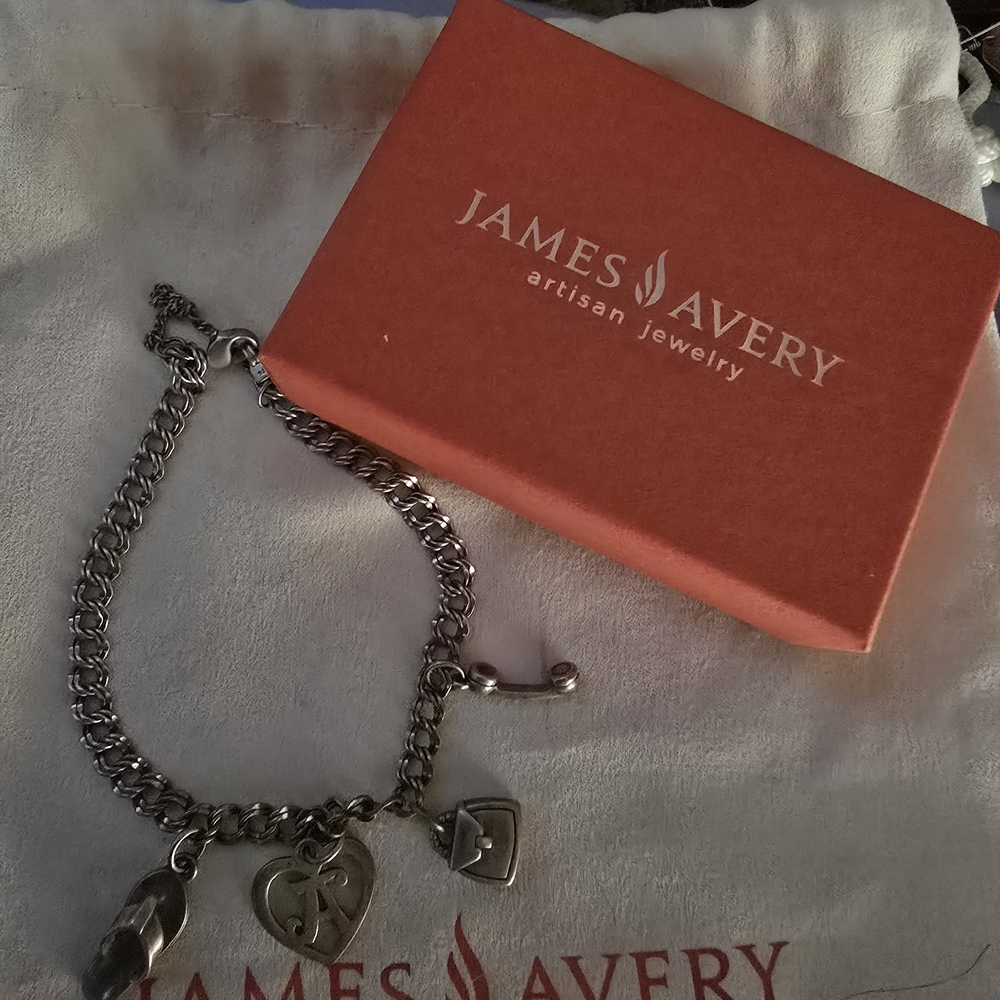 James Avery Silver Heart Charm Bracelet